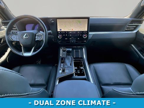 Used 2024 Lexus GX 550 w/ Accessory Package (31) AWD/4WD image 7