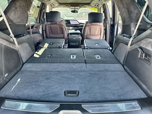 Certified 2023 Cadillac Escalade Sport Platinum AWD/4WD image 16