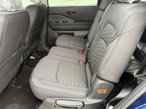 New 2026 Nissan Pathfinder SV image 19