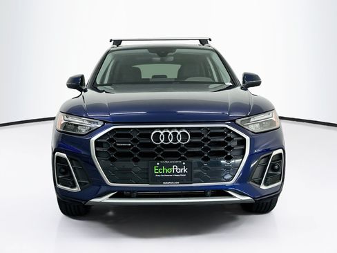 Used 2023 Audi Q5 2.0T Premium w/ Convenience Package AWD/4WD image 2