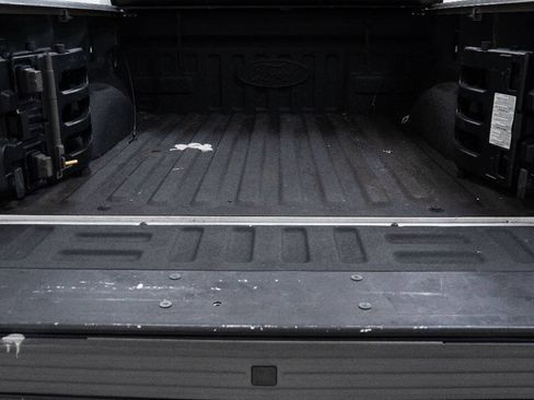 Used 2017 Ford F150 Raptor w/ Equipment Group 802A Luxury AWD/4WD image 94