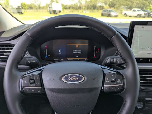 Used 2023 Ford Escape Active w/ Tech Pack #1 AWD/4WD image 24
