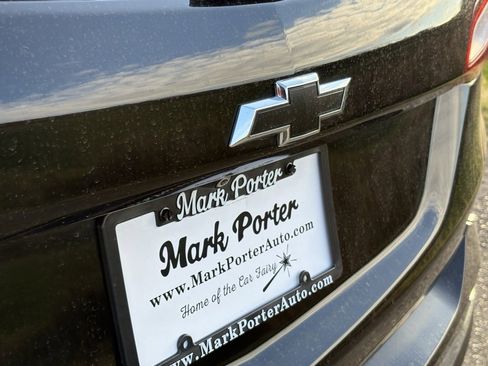 Used 2020 Chevrolet Equinox LT w/ Midnight Edition image 11