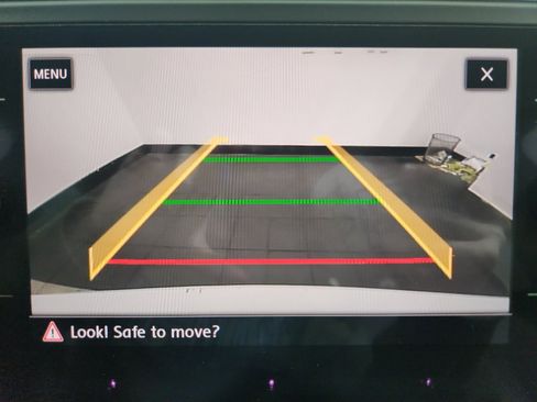 Used 2018 Volkswagen Atlas SE image 19