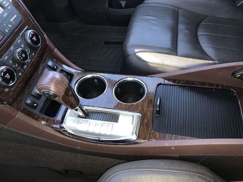 Used 2014 Buick Enclave Premium image 20