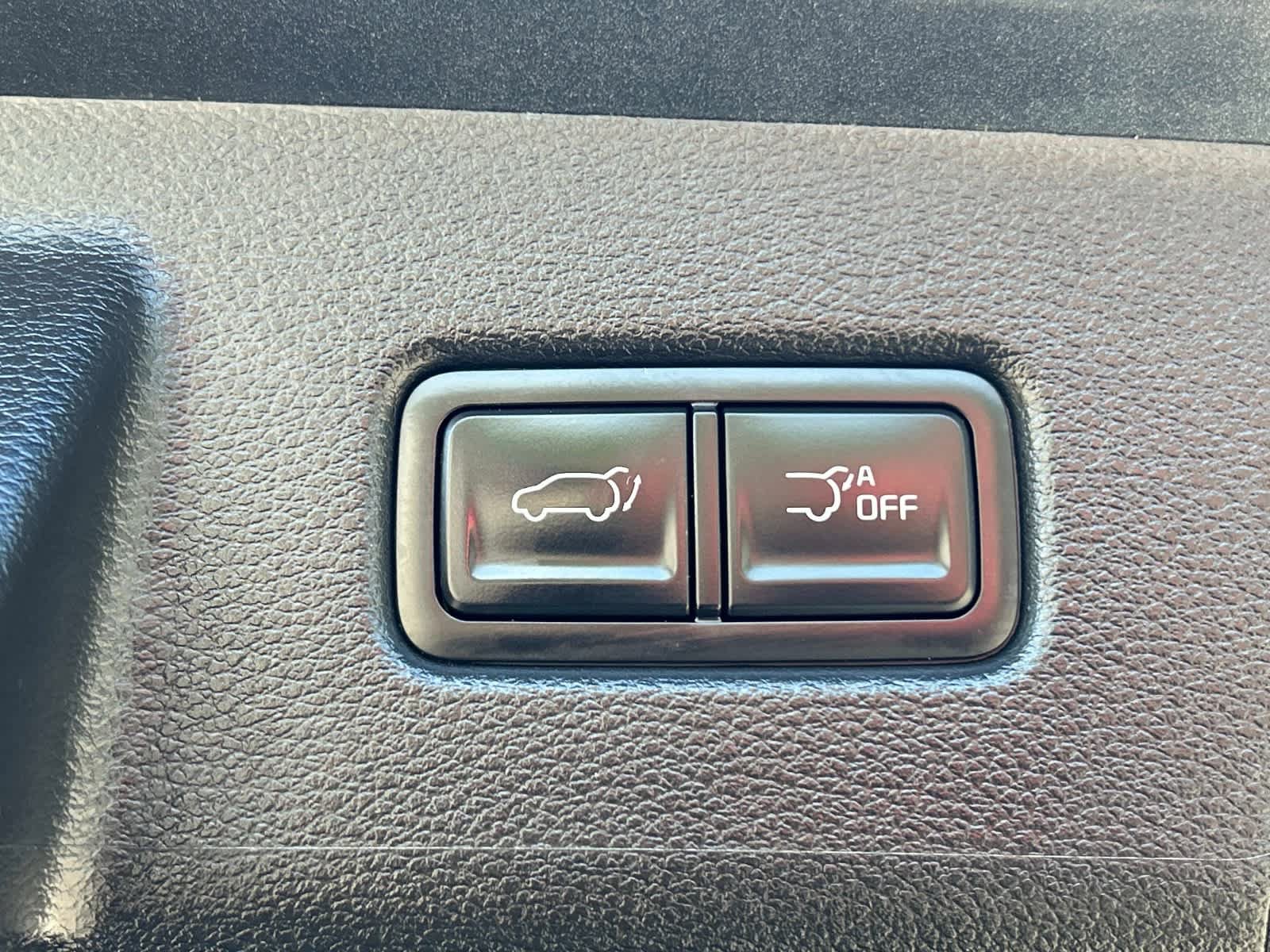 Used 2025 Kia Telluride S AWD/4WD image 17