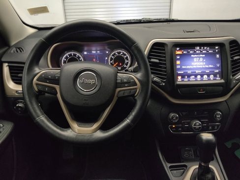Used 2014 Jeep Cherokee Limited FWD image 22