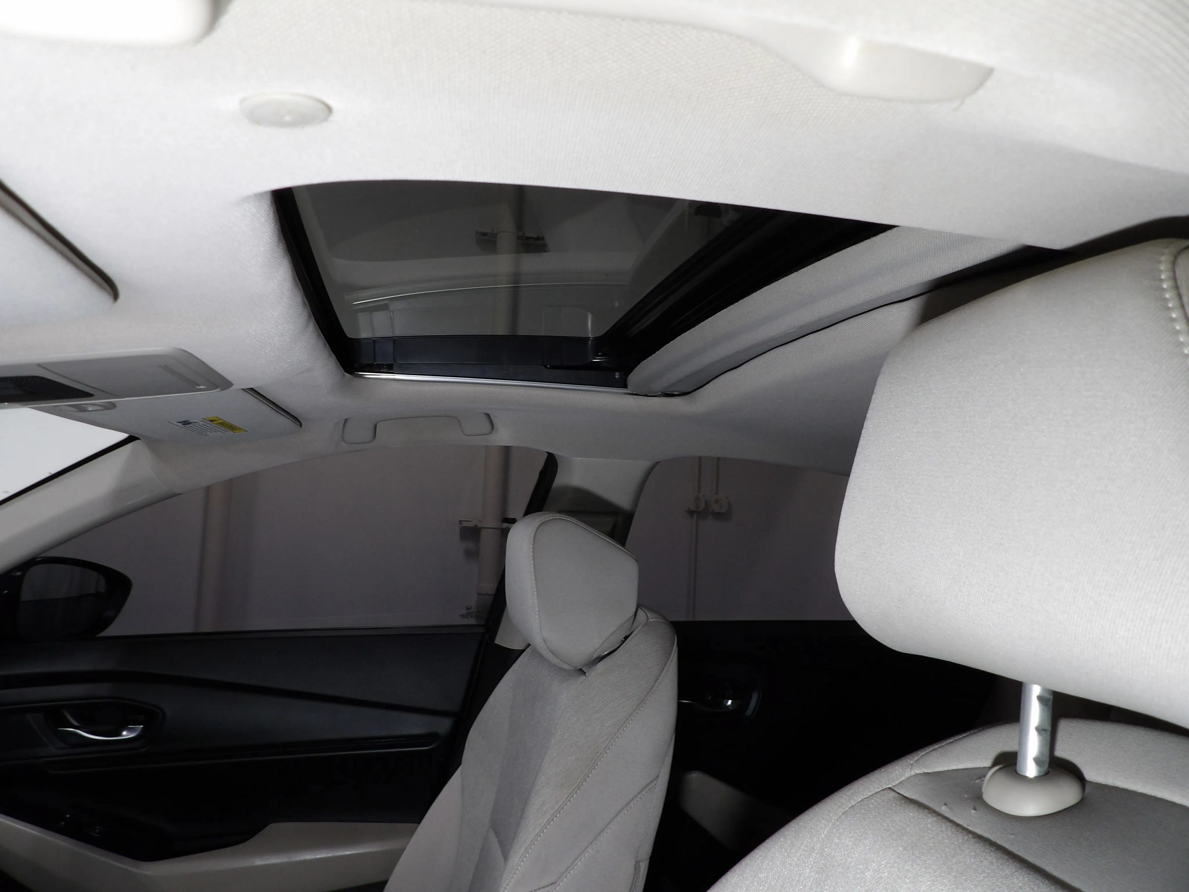 Used 2023 Honda Accord EX image 11