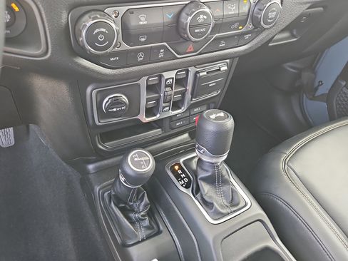 New 2026 Jeep Wrangler Sport S AWD/4WD image 19