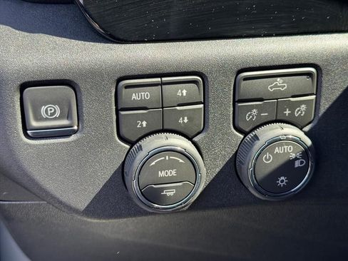 New 2026 Chevrolet Silverado 1500 LT AWD/4WD image 14