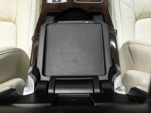 Used 2019 Land Rover Range Rover Long Wheelbase Autobiography image 29