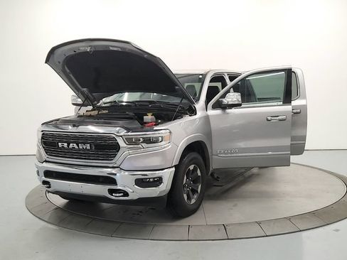 Used 2022 RAM 1500 Limited AWD/4WD image 12