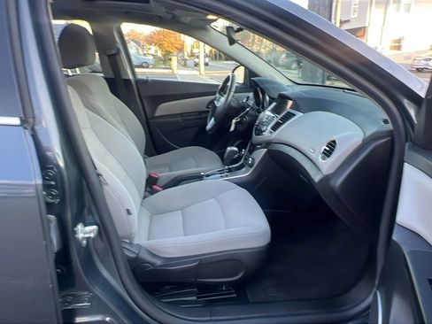 Used 2013 Chevrolet Cruze LT w/ All-Star Edition image 31