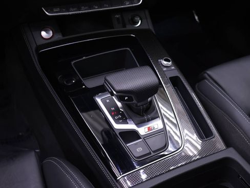 Certified 2023 Audi SQ5 Prestige w/ Prestige Package AWD/4WD image 17