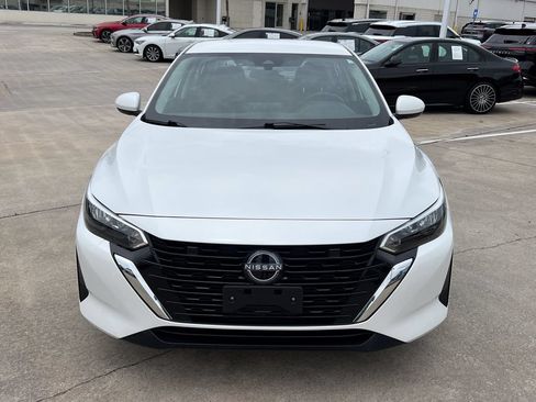 Used 2024 Nissan Sentra SV w/ All-Weather Package FWD image 2