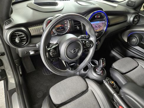 Used 2020 MINI Cooper S image 15