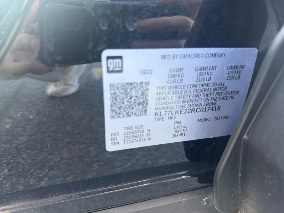 Used 2024 Chevrolet Trax ACTIV w/ Sunroof Package FWD image 35