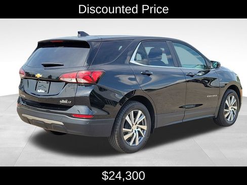 Used 2024 Chevrolet Equinox LT w/ LPO, Floor Liner Package FWD image 3