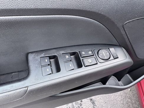 Used 2017 Hyundai Elantra Limited w/ Limited Tech Package 04 image 26