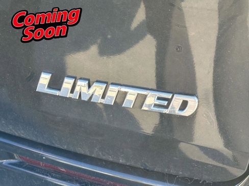 Certified 2025 Toyota Sienna Limited image 10