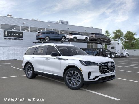 New 2026 Lincoln Aviator Reserve image 7