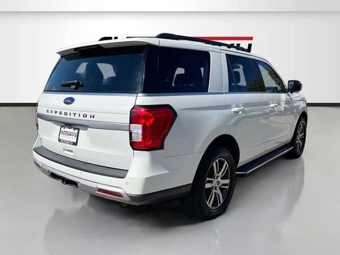 Used 2023 Ford Expedition XLT AWD/4WD image 7