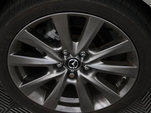 Used 2023 MAZDA MAZDA3 s image 9