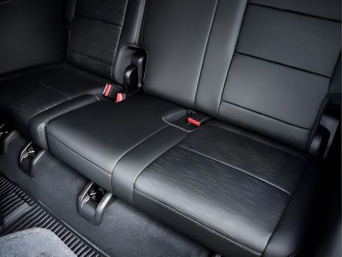 New 2026 Buick Enclave Sport Touring w/ Super Cruise Package image 24