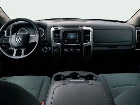 Used 2017 RAM 1500 Classic SLT AWD/4WD image 17