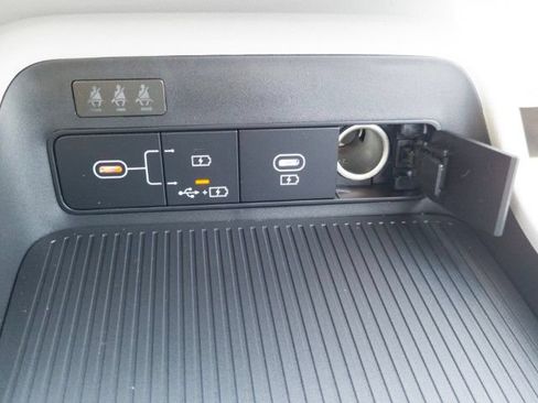 New 2027 Hyundai Kona SE FWD image 24