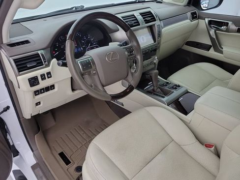 Used 2019 Lexus GX 460 Luxury AWD/4WD image 19