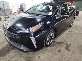 Used 2022 Toyota Prius XLE video 1