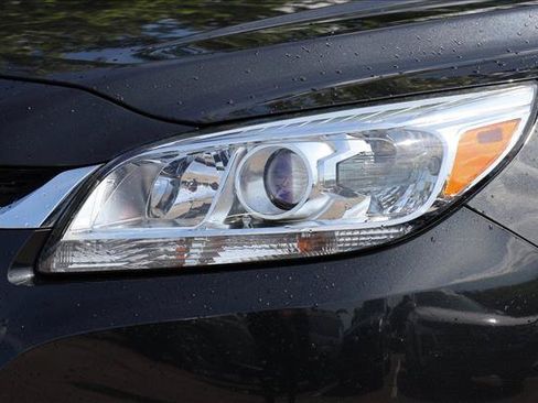 Used 2015 Chevrolet Malibu LT w/ Power Convenience Package FWD image 10