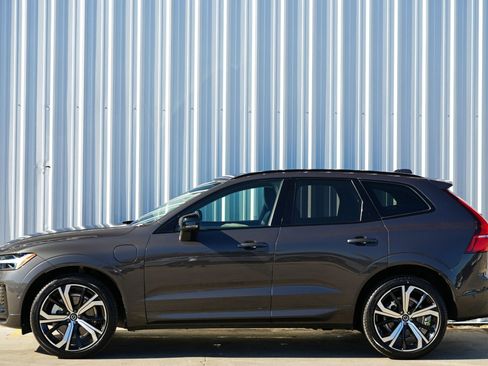 Used 2024 Volvo XC60 T8 Ultimate w/ Protection Package Premier image 51