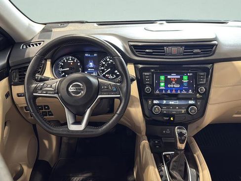 Used 2020 Nissan Rogue SL w/ Premium Package image 26