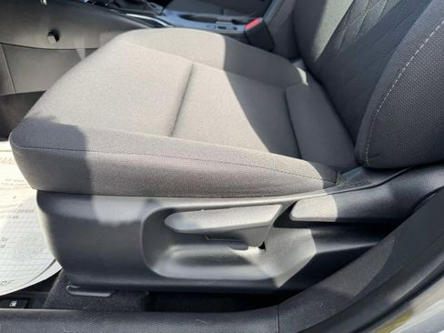 Used 2024 Toyota Corolla LE FWD image 15
