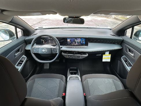 New 2026 Nissan Leaf w/ Illuminated Package image 11