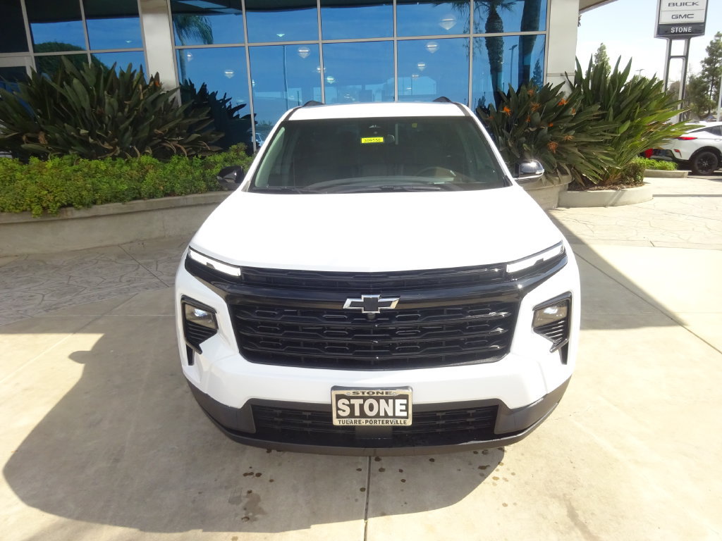 Used 2026 Chevrolet Traverse LT w/ Midnight/Sport Edition FWD image 2