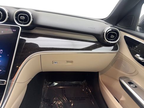 Used 2024 Mercedes-Benz C 300 Sedan image 55