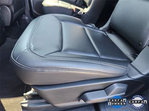 Certified 2022 Ford Explorer XLT w/ Equipment Group 202A image 28