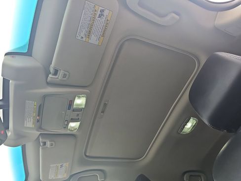 Used 2018 Subaru Outback 2.5i Limited image 30