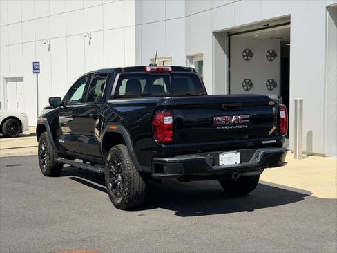 Used 2024 GMC Canyon Elevation w/ Elevation Premium Package RWD image 5