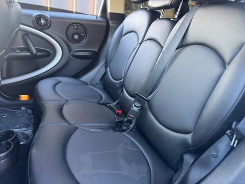 Used 2016 MINI Cooper Countryman w/ Premium Package FWD image 28