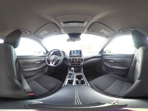 Used 2024 Nissan Sentra SV image 39