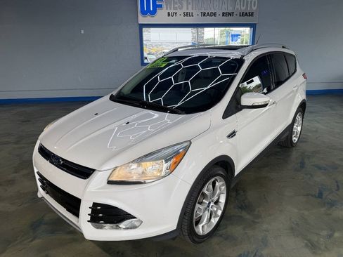 Used 2016 Ford Escape Titanium w/ Canadian Touring Package AWD/4WD image 5