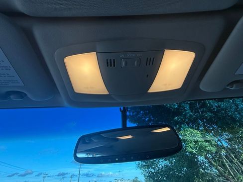 Used 2013 INFINITI G37 Sport w/ Premium Pkg image 19