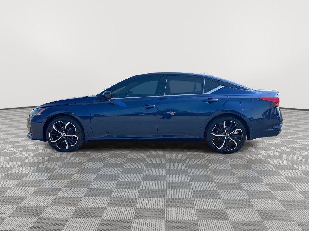 Certified 2023 Nissan Altima 2.5 SR FWD image 8