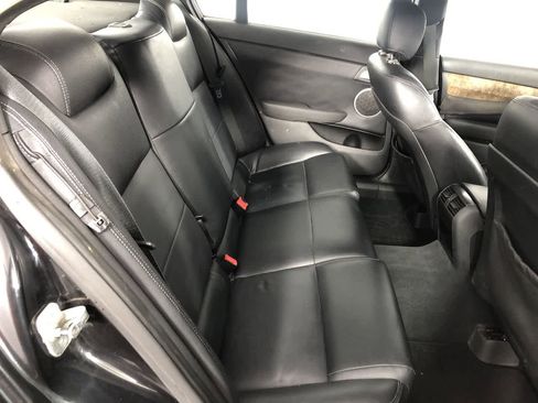 Used 2009 Pontiac G8 image 18