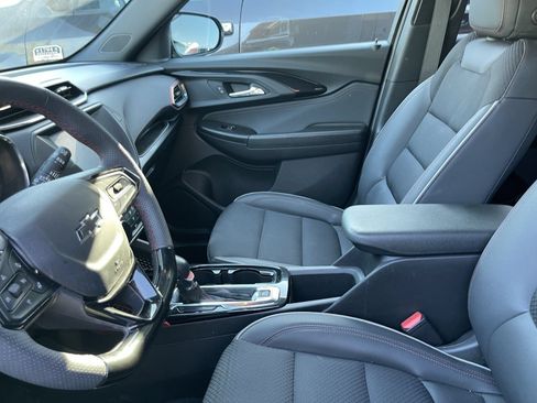 Used 2023 Chevrolet TrailBlazer RS FWD image 10