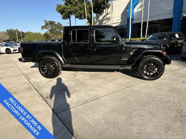 Used 2023 Jeep Gladiator Overland AWD/4WD image 14